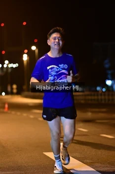 Runner Photo 1725895