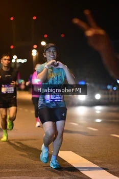 Runner Photo 1725990