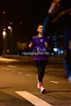 Runner Photo 1725997