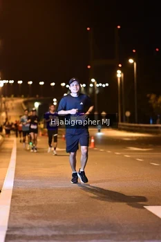 Runner Photo 1726002