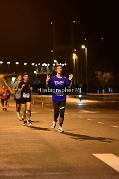 Runner Photo 1726012