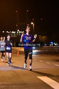 Runner Photo 1726014