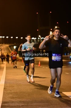 Runner Photo 1726024