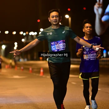 Runner Photo 1726170