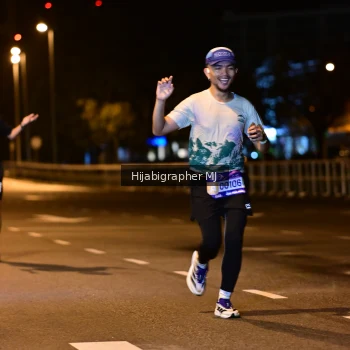 Runner Photo 1726353