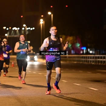 Runner Photo 1726442