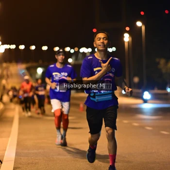 Runner Photo 1726602