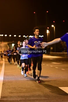 Runner Photo 1726641