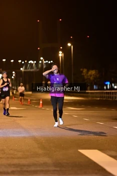Runner Photo 1726821