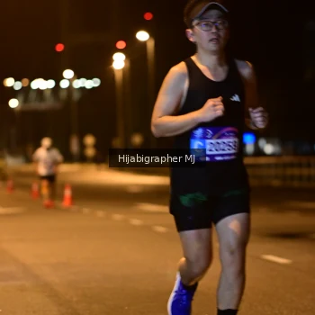 Runner Photo 1726837