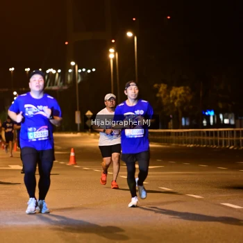 Runner Photo 1726840