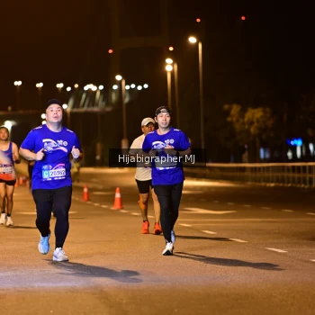Runner Photo 1726842