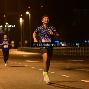 Runner Photo 1726903