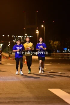 Runner Photo 1727282
