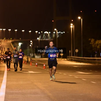 Runner Photo 1727411