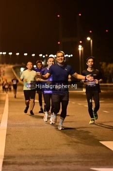 Runner Photo 1727537