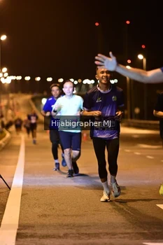 Runner Photo 1727540
