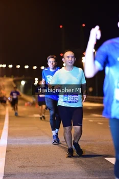 Runner Photo 1727544