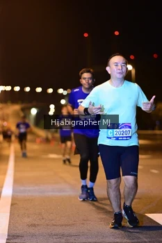 Runner Photo 1727546