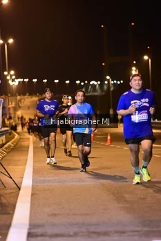 Runner Photo 1727767