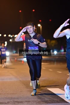 Runner Photo 1727794