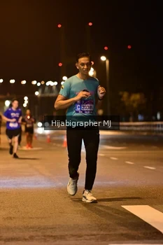 Runner Photo 1727809