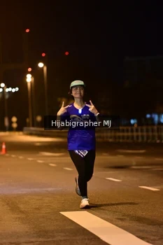 Runner Photo 1727958