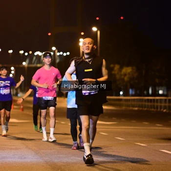 Runner Photo 1728186