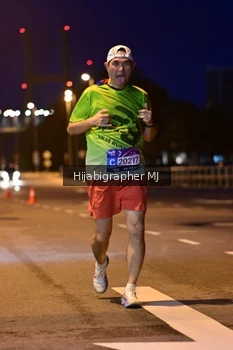 Runner Photo 1728895