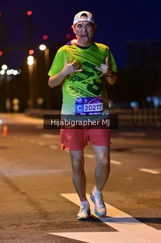 Runner Photo 1728897