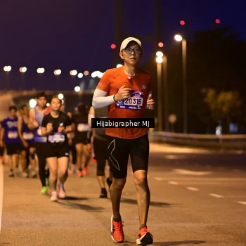 Runner Photo 1728935