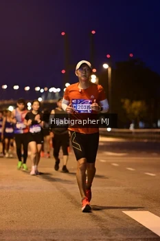 Runner Photo 1728937