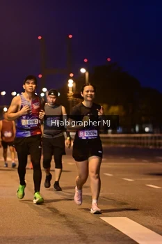 Runner Photo 1728947