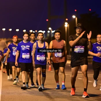 Runner Photo 1728971