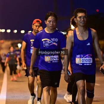 Runner Photo 1728984
