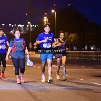 Runner Photo 1728993
