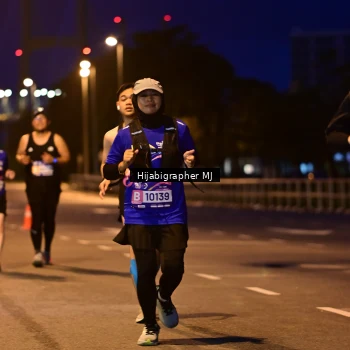 Runner Photo 1729036