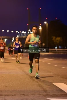 Runner Photo 1729063