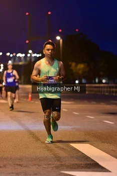 Runner Photo 1729065