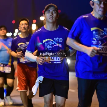 Runner Photo 1729093