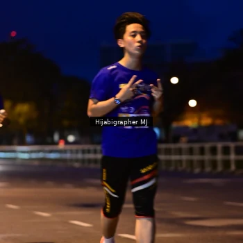 Runner Photo 1729131