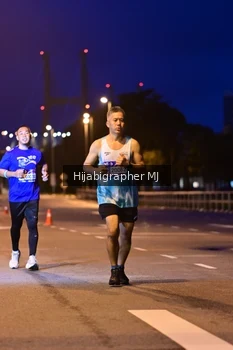 Runner Photo 1729234