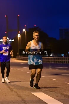 Runner Photo 1729236
