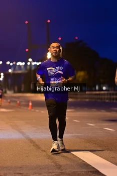 Runner Photo 1729242