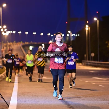 Runner Photo 1729249