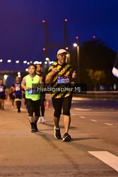 Runner Photo 1729271