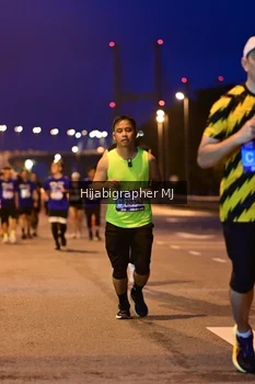Runner Photo 1729275
