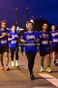 Runner Photo 1729322