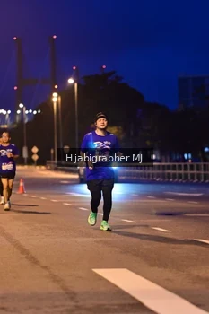 Runner Photo 1729334