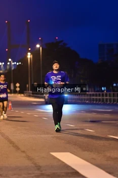 Runner Photo 1729335